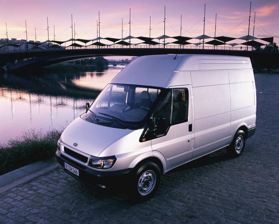  Ford Transit 2000 года  (фото 5 из 109)